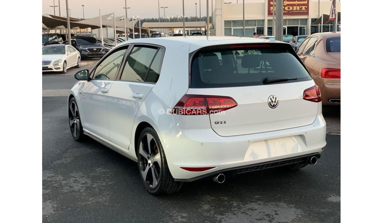 فولكس واجن جولف Golf GTI_GCC_2015_Excellent Condition _Full option