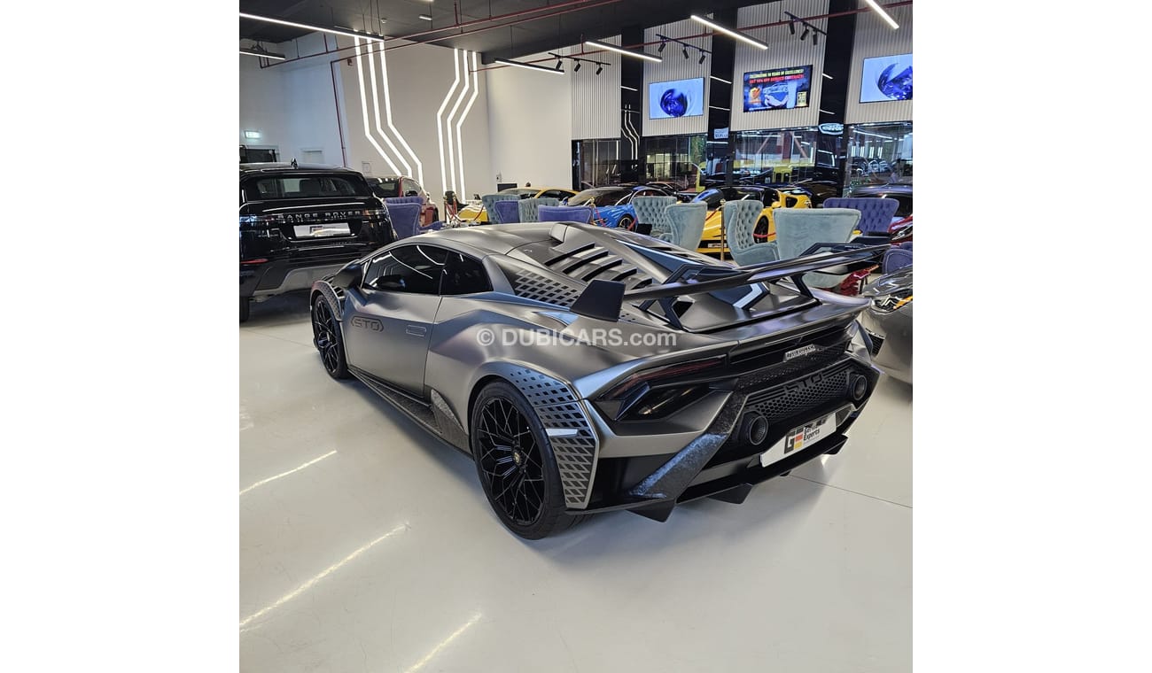 لامبورغيني هوراكان 2022 Lamborghini Huracán STO / GCC /Forged Carbon Fiber Edition/arranty till 2027Under Agency W