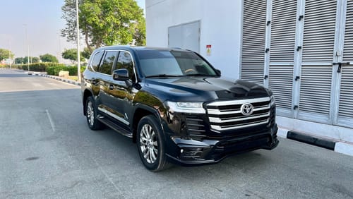 تويوتا لاند كروزر LAND CRUISER GXR 2011 FACE LIFTED 2023 MODEL V6 PETROL 4x4