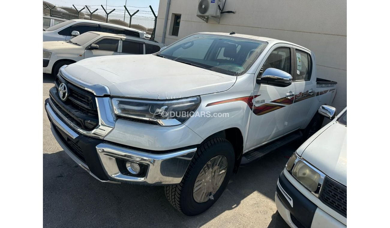 تويوتا هيلوكس TOYOTA HILUX 2.7 AT FULL OPTION WITHOUT PUSH START WHITE 2025