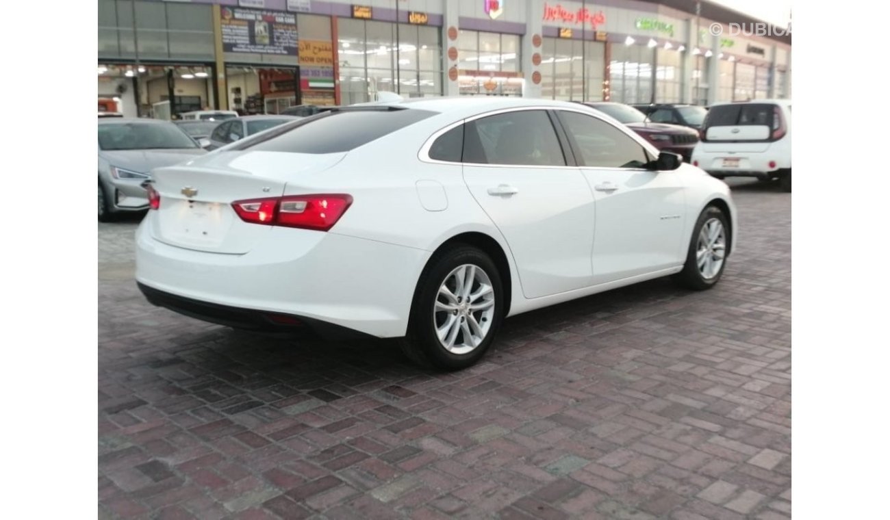 Chevrolet Malibu Chevrolet Malibu LT model 2018 in excellent condition inside and out, with a little walkway, and a w