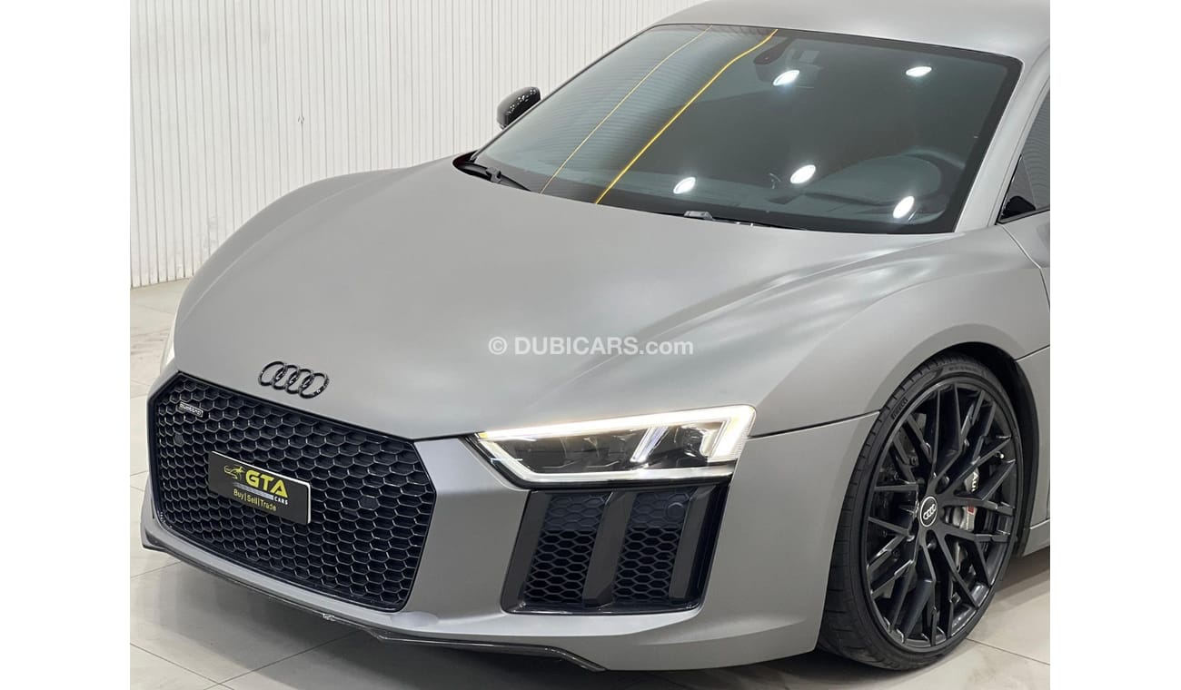 Audi R8 Spyder V10 Plus 2017 Audi R8 V10 Sports Plus, Warranty + Service