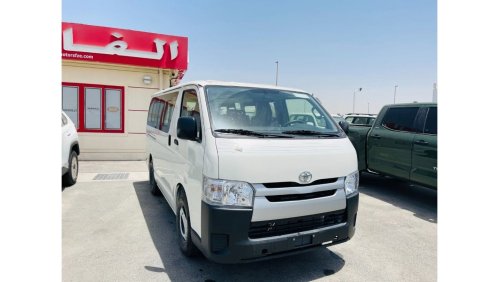 تويوتا هاياس Toyota Hiace 2.5l glass van, M/T, 2023 MY