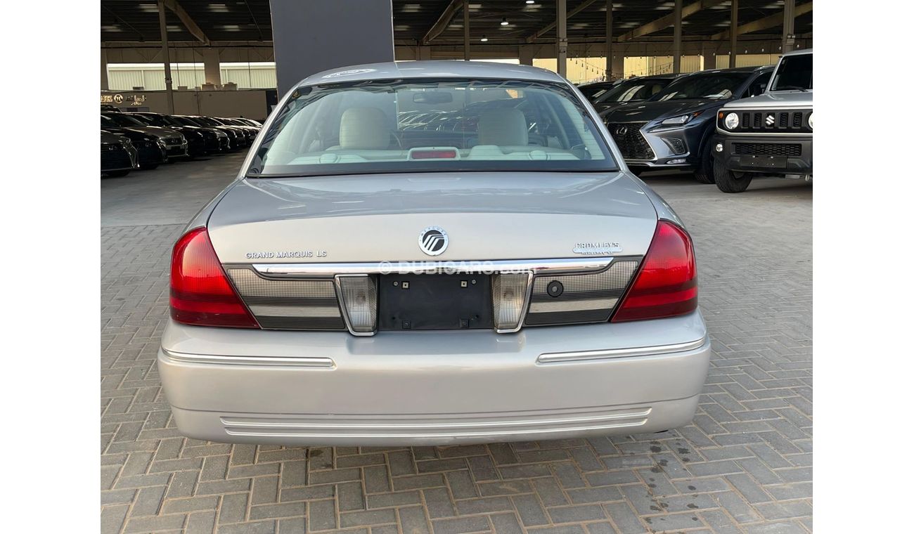 Mercury Grand Marquis UNLIMITED EDITION / 4.6L V8 / IN PERFECT CONDITION