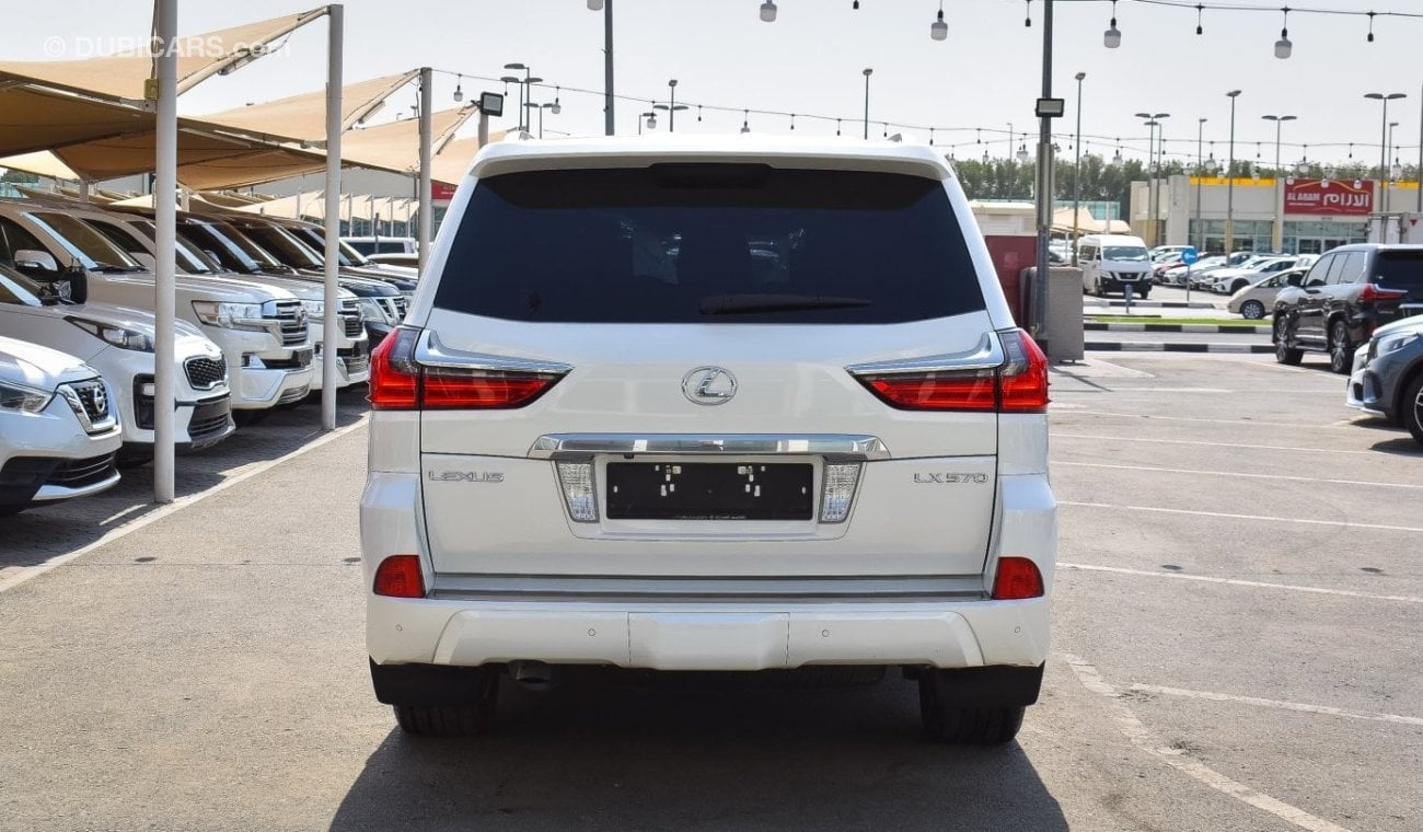 Lexus LX570