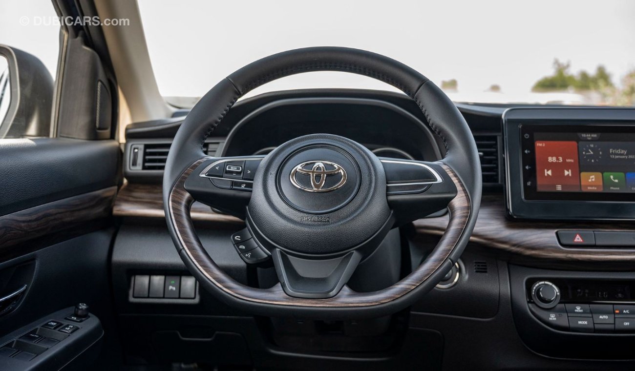 Toyota Rumion 1.5 L PETROL - SILVER: PUSH START, FABRIC SEATS, DISPLAY + REAR CAMERA