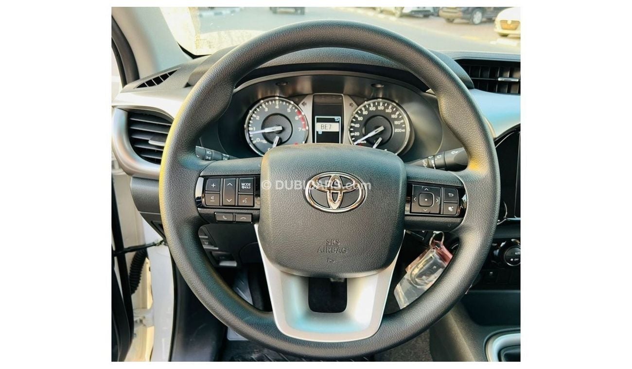 Toyota Hilux TOYOTA HILUX 2.7L 4x4 DOUBLE CABIN MANUAL