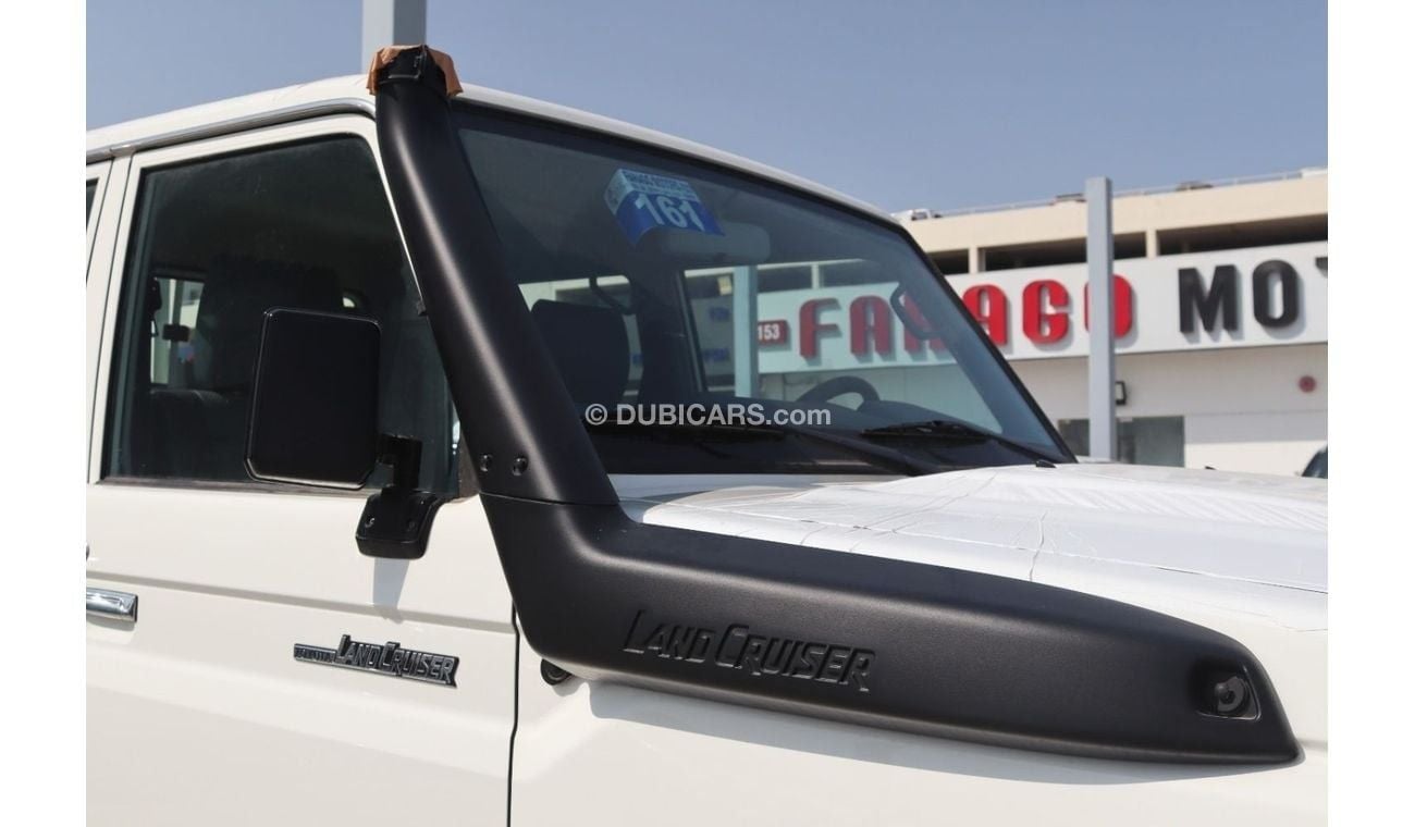 Toyota Land Cruiser Pick Up 2023 TOYOTA LAND CRUISER 4,2 V6 DIESEL **EXPORT ONLY**التصدير فقط خارج الخليج**