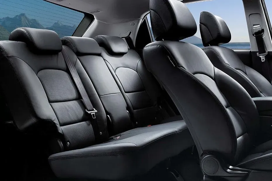 Ssangyong Korando interior - Seats