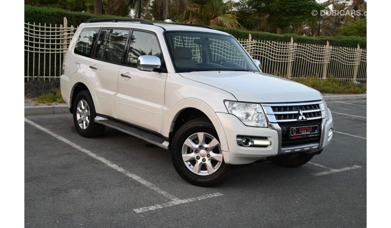 Mitsubishi Pajero GLS Highline Top 0% DP - GCC SPECS - MERCEDESE A250 AMG KIT - 2.0 TURBO CHARGE I4 2014 - MINT CONDIT