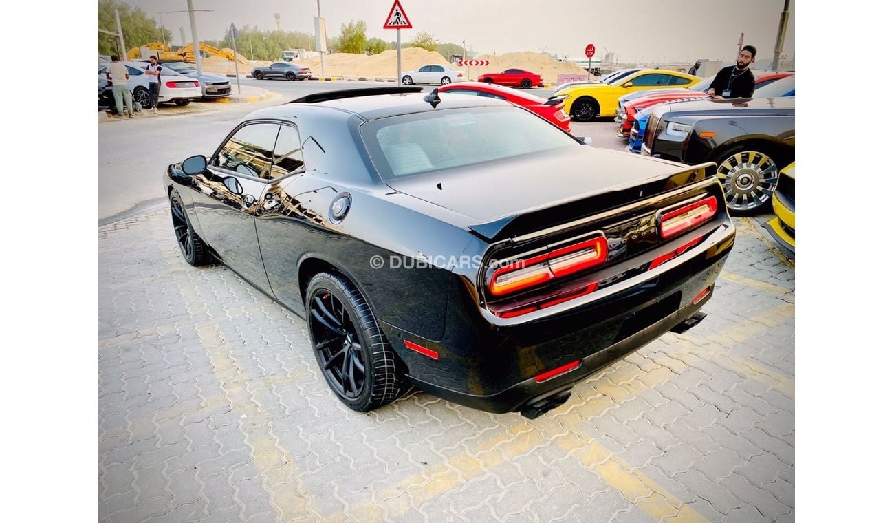 Dodge Challenger SXT For sale