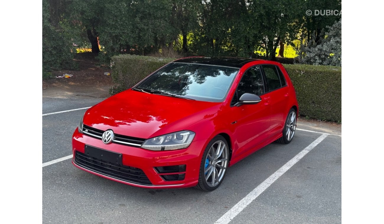 Volkswagen Golf MODEL 2015 GCC CAR PERFECT CONDITION INSIDE AND OUTSIDE FULL OPTION PANORAMIC ROOF LEATHER SEATS BAC