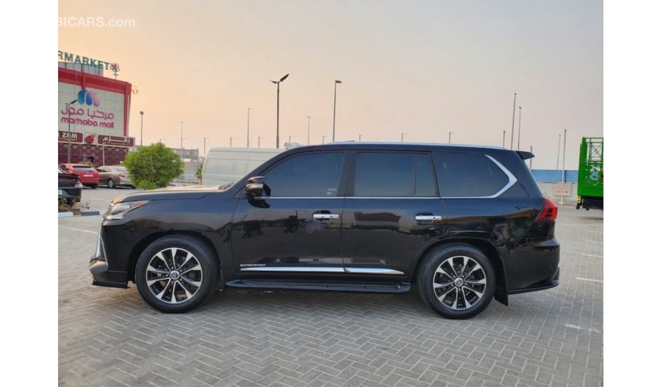 لكزس LX 570 Lexus LX 570 2009 facelifted 2023 GCC FULL OPTION V8 petrol left hand drive