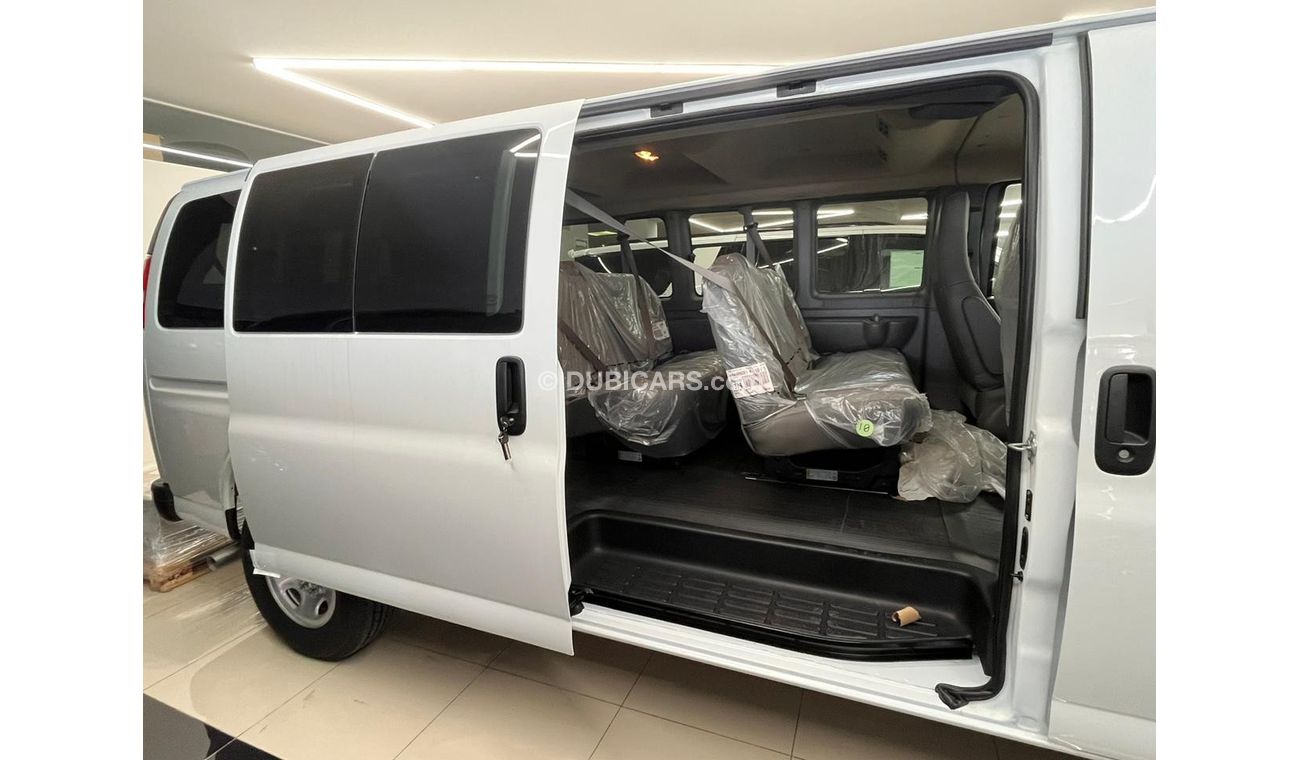 شيفروليه إكسبرس 2024 Chevrolet Express 12-Seater Passenger Van 6.6L V8 Petrol A/T RWD Export Only