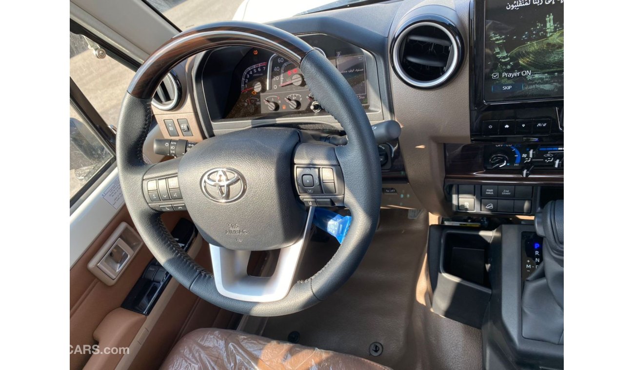 تويوتا لاند كروزر بيك آب Toyota Land Cruiser Pickup single cabin