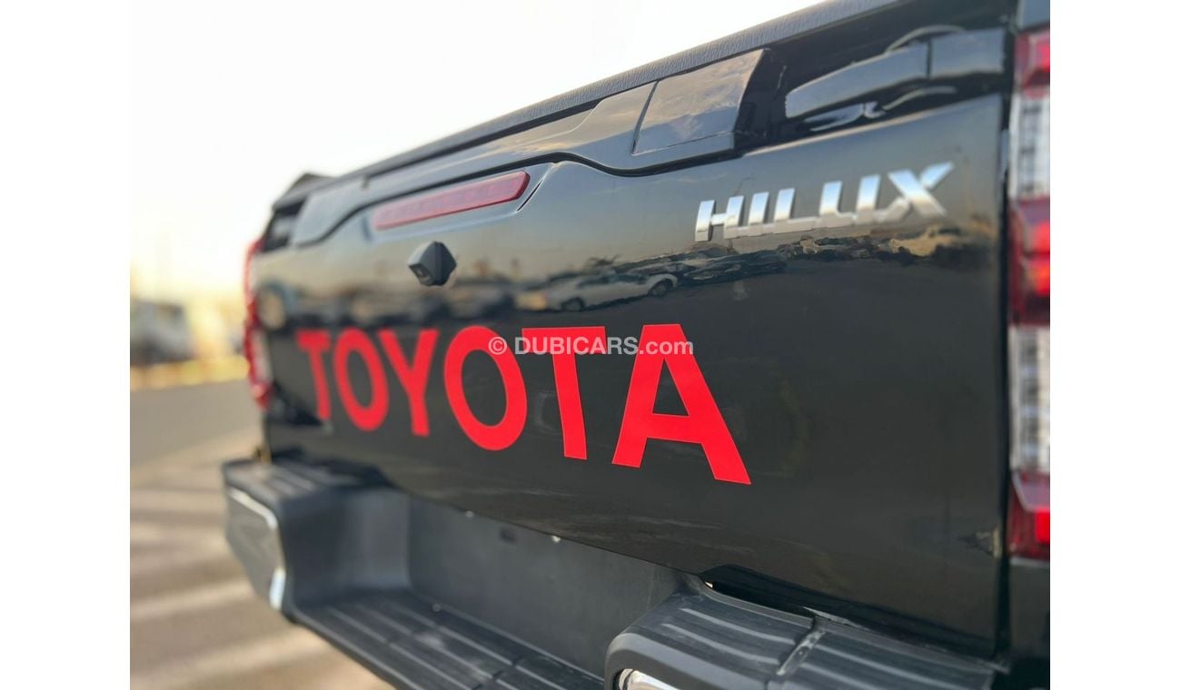 Toyota Hilux 2016 TOYOTA HILUX MT FULL OPTION 2.7L V4 4X4 - 4 Wheel Drive - GOOD CONDITION