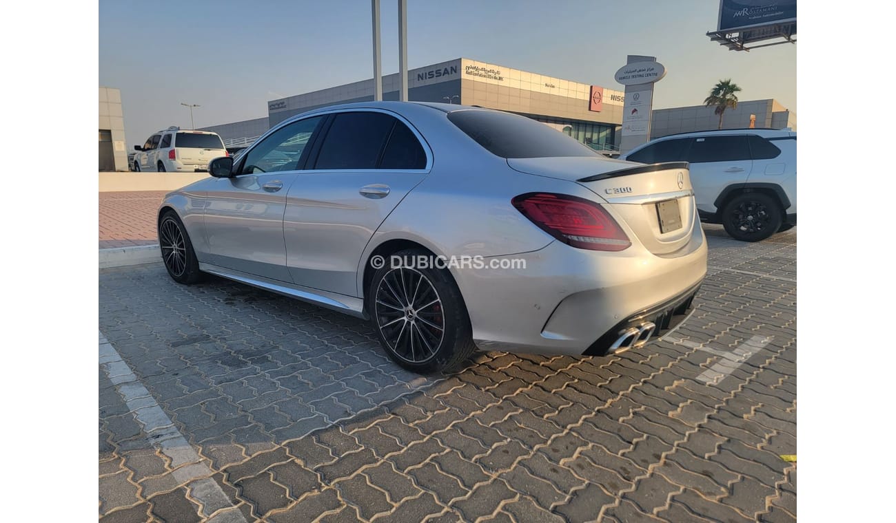 مرسيدس بنز C 300 Luxury 2.0L