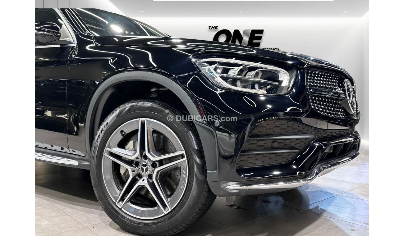 مرسيدس بنز GLC 300 4MATIC 2.0L