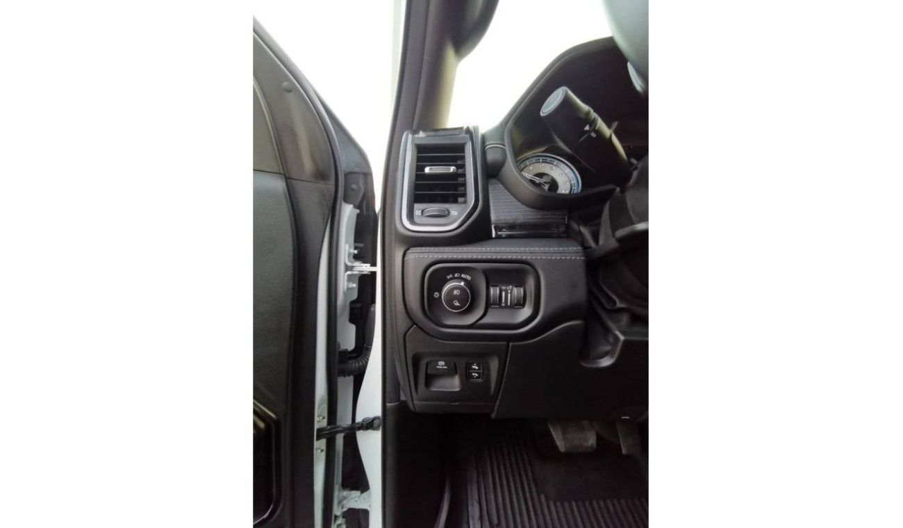 رام 1500 Dodge RAM Limited - 2022 - White