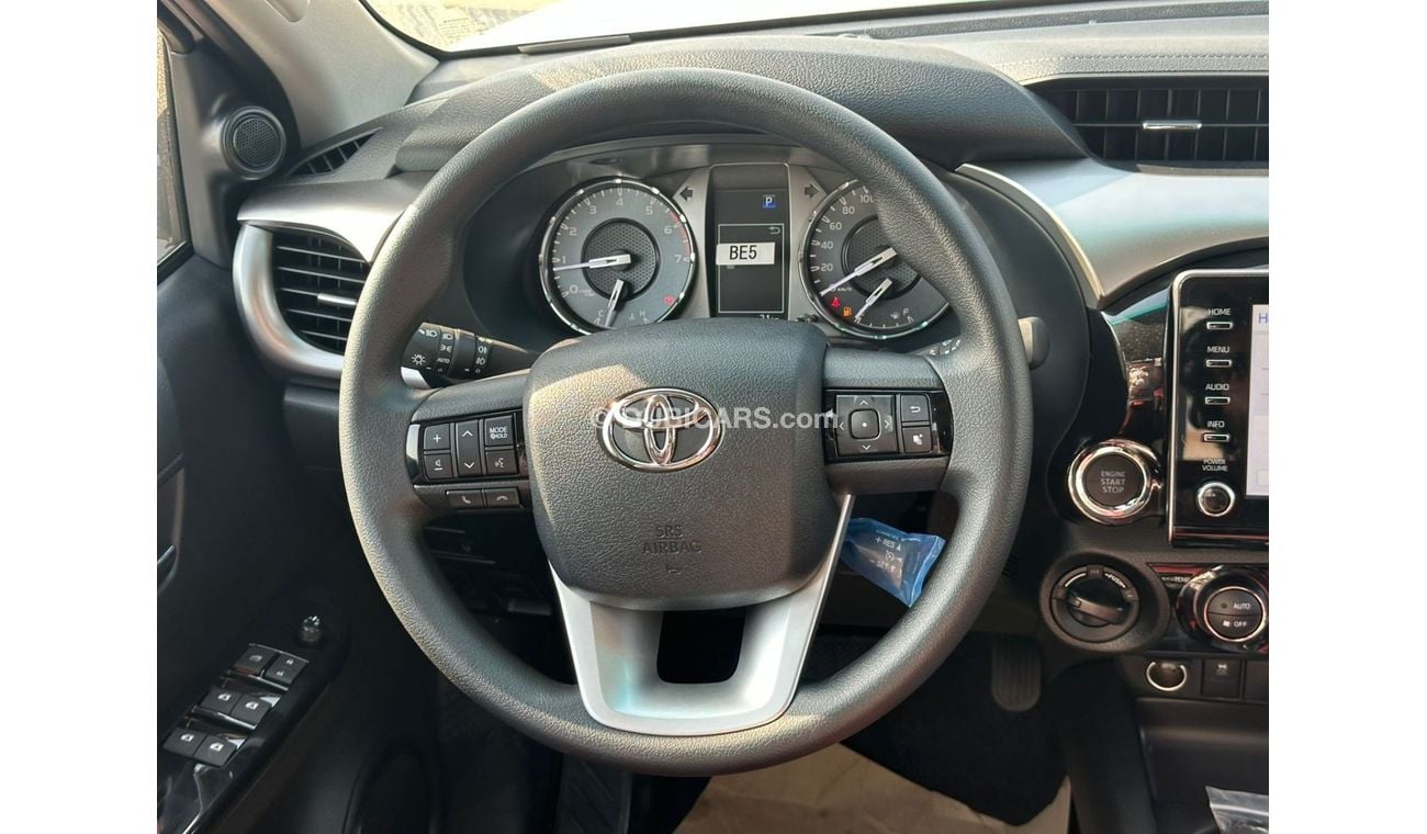 Toyota Hilux TOYOTA HILUX 2.7 AT FULL OPTION WITH PUSH START WHITE OMAN SPEC 2025