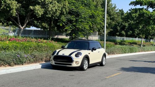 Mini Cooper Std 1.5L (4 Seater)