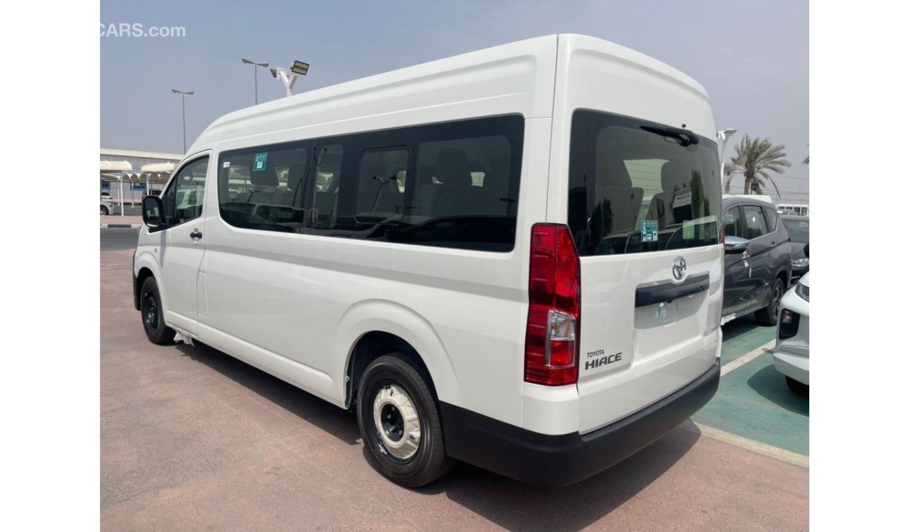 تويوتا هاياس 2.8 diesel engine // 13 seater // model 2025