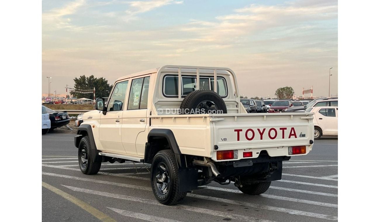 تويوتا لاند كروزر بيك آب LC79 DC PICKUP DLX Winch 4.5L