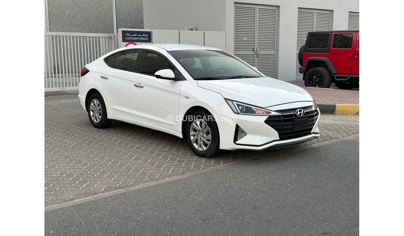 Hyundai Elantra GL GCC