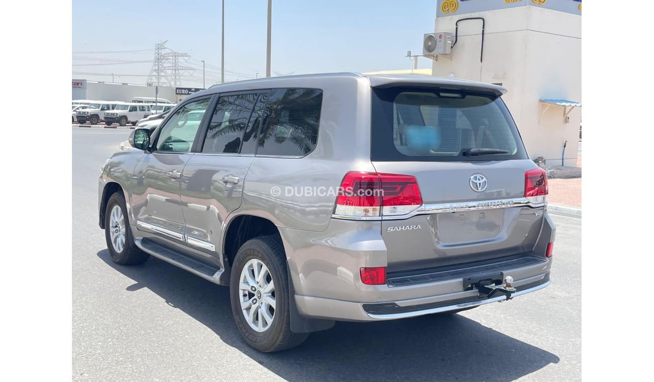 تويوتا لاند كروزر Land cruiser Sahara 2019 Model Diesel engine RHD