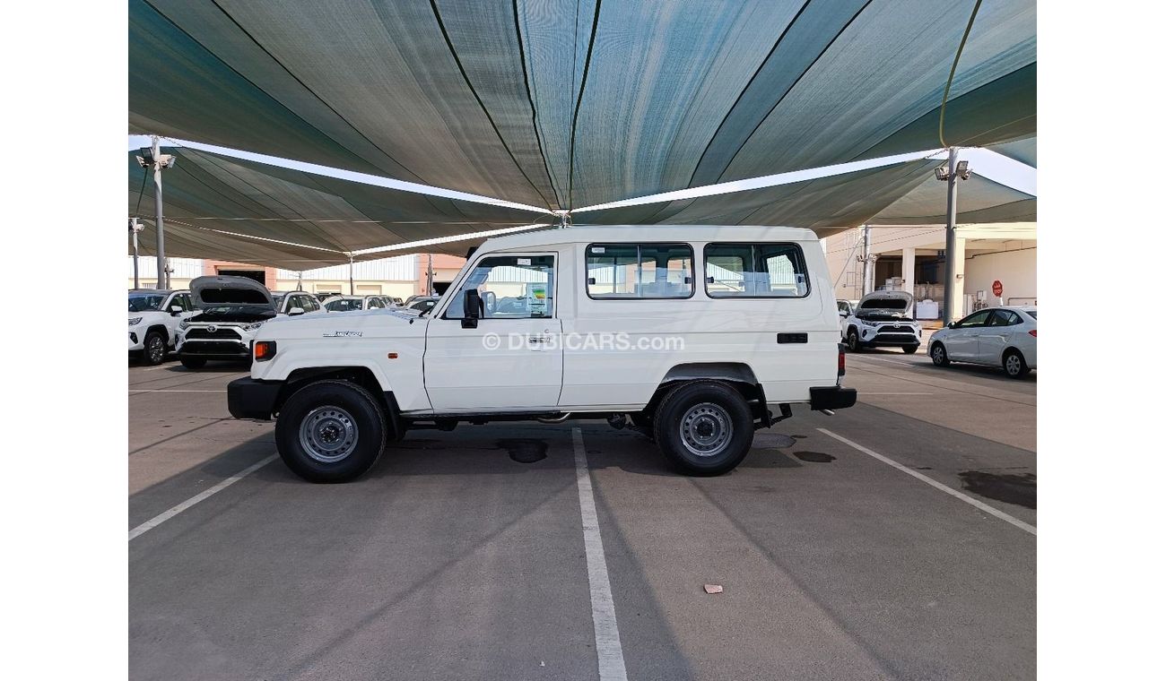 تويوتا لاند كروزر 70 2024 Toyota Land Cruiser LC78 LX-E (3-Door) Hardtop 4.5L V8 Diesel M/T 4x4 Export Only