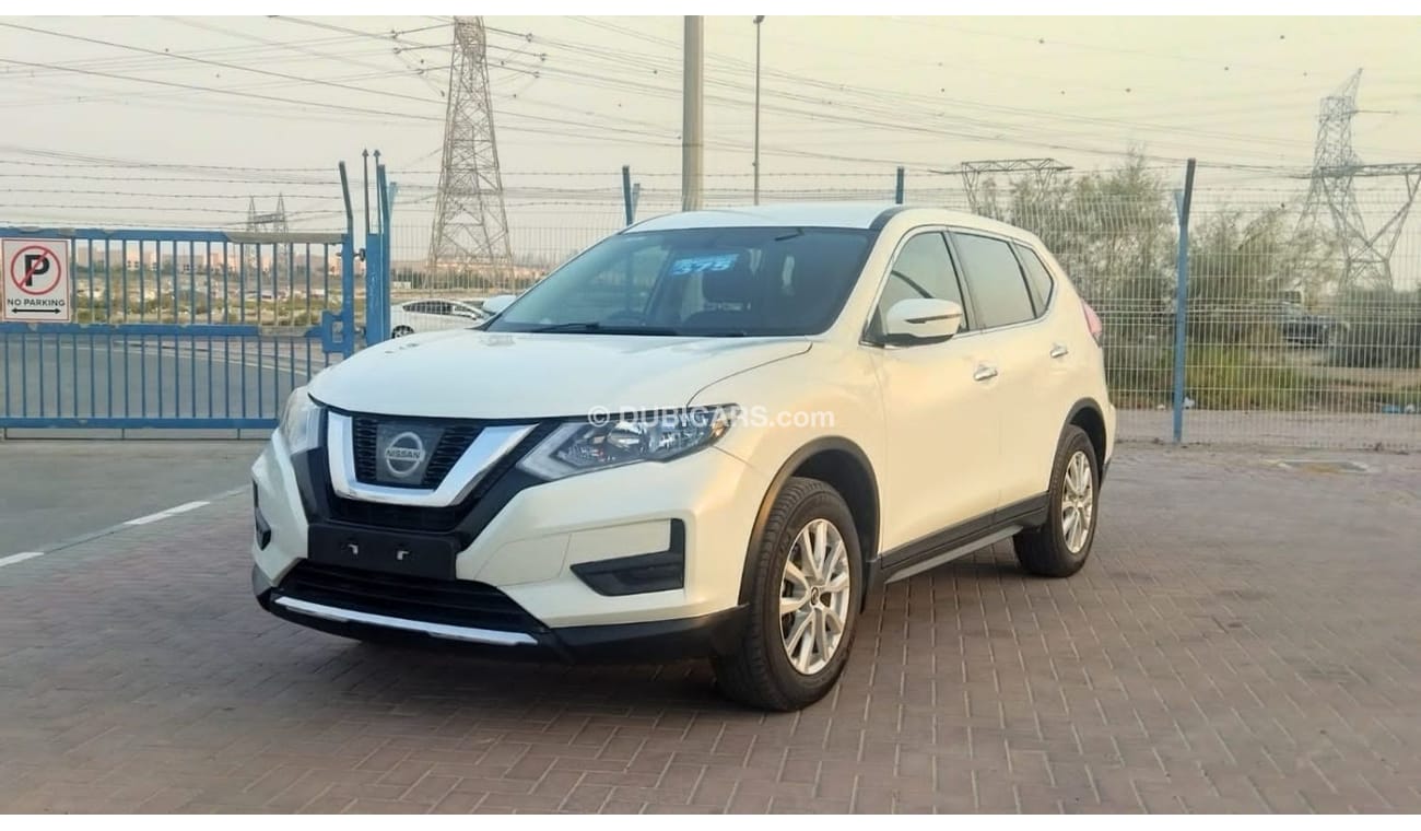 نيسان إكس تريل Nissan X Trail 2017 model petrol perfect condition