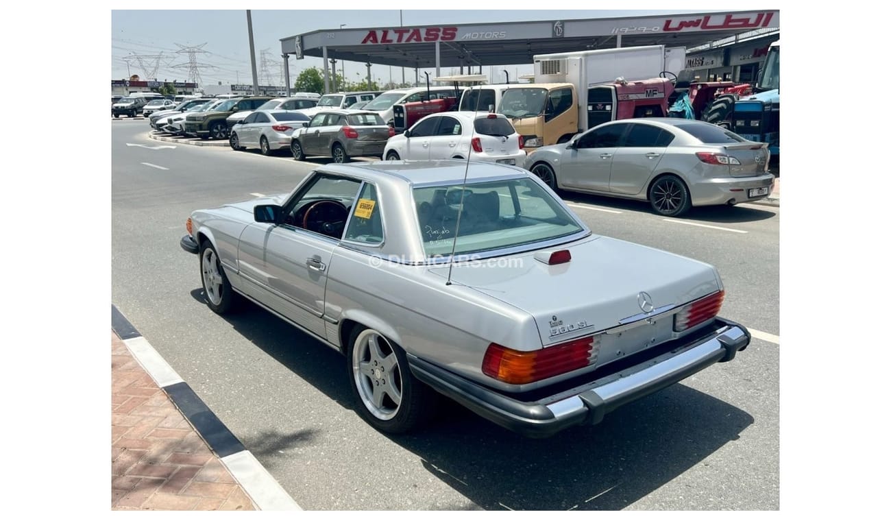 مرسيدس بنز 560 CLASSIC MERCEDES BENZ SL 560 1986