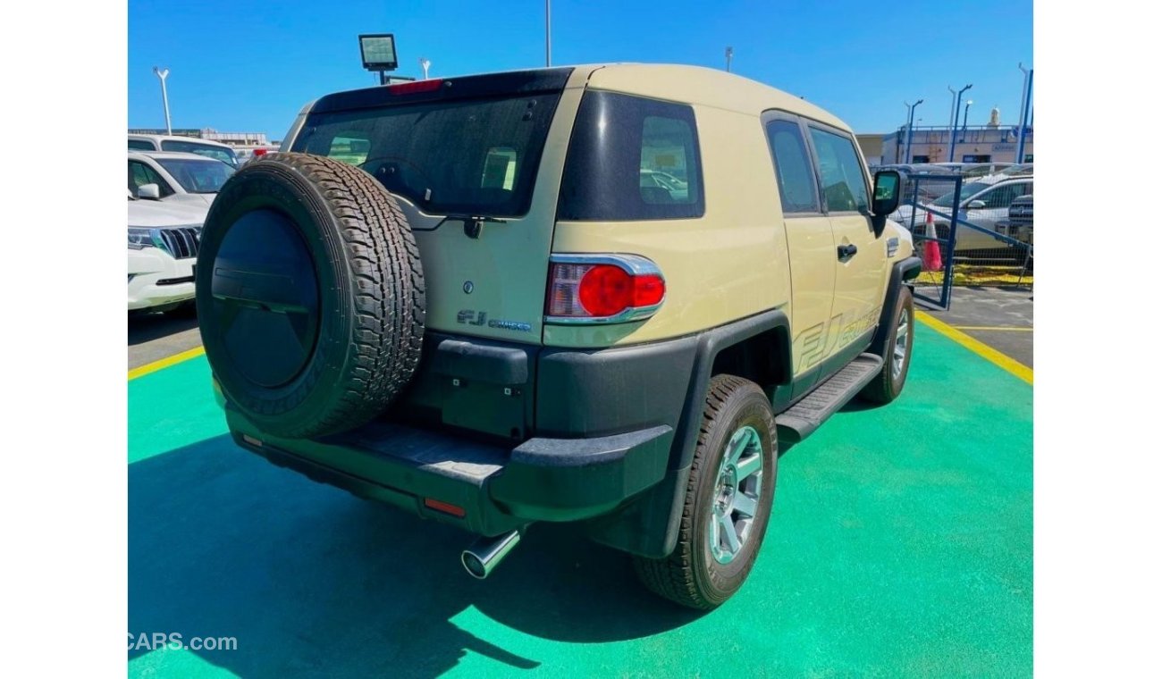 Toyota FJ Cruiser 2023 White color 4WD 4.0L petrol