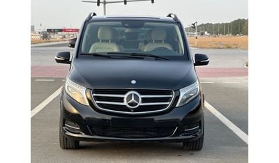 Mercedes-Benz Viano MODEL 2016 GCC CAR PERFECT CONDITION INSIDE AND OUTSIDE FULL OPTION