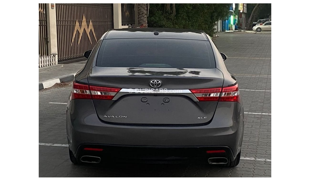 Toyota Avalon XLE