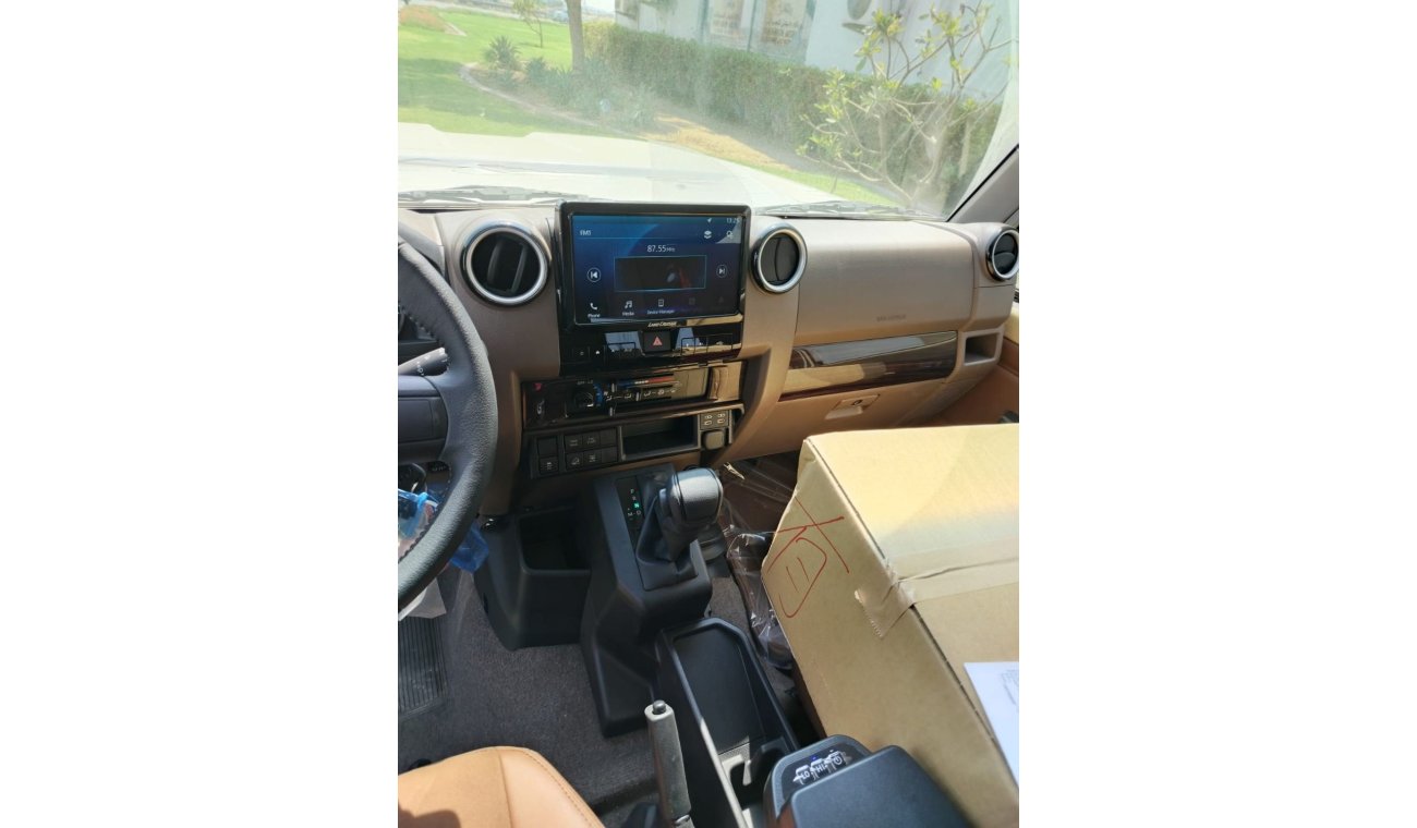 Toyota Land Cruiser Hard Top 2.8 FULL OPTION