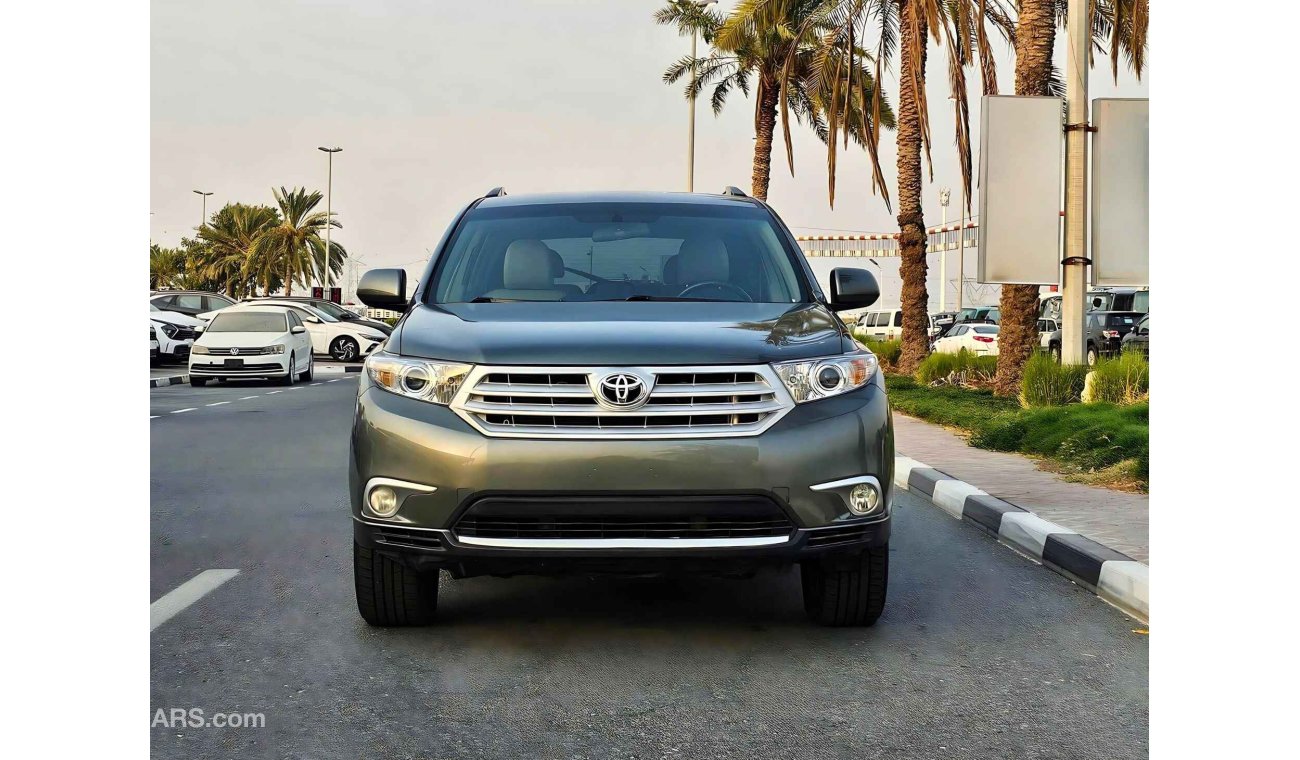 تويوتا هايلاندر BASE/ V6 AWD/ ELECTRIC AND LEATHER SEATS/ DVD REAR CAMERA/ LOT# 50303