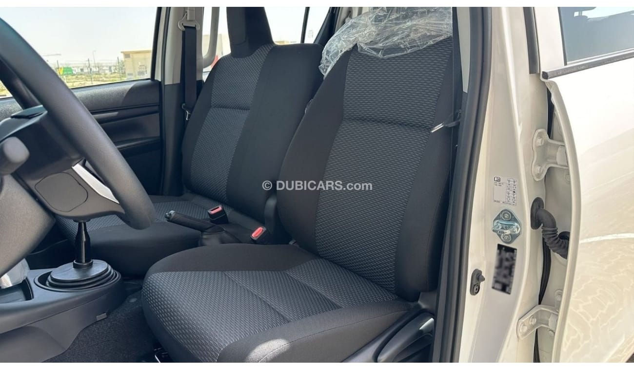 تويوتا هيلوكس Toyota hilux basic option 2.4L DIESEL MT MY23