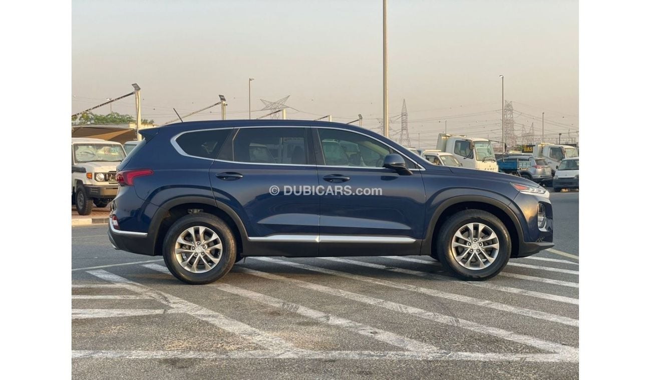 Hyundai Santa Fe 2019 Hyundai Santa Fe SEL Premium - 2.4L V4 GDi With BSM Radar -