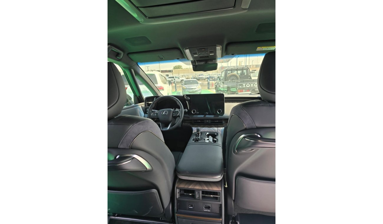 لكزس LM 350h LUXURY VAN 2.5L HYBRID 2024