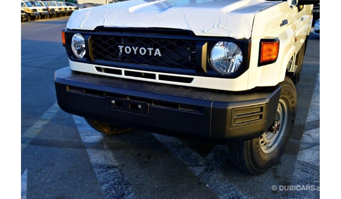 Toyota Land Cruiser Hard Top 2024 TOYOTA LAND CRUISER 78 HARDTOP V6 4.0L 4WD 9-SEATER AUTOMATIC