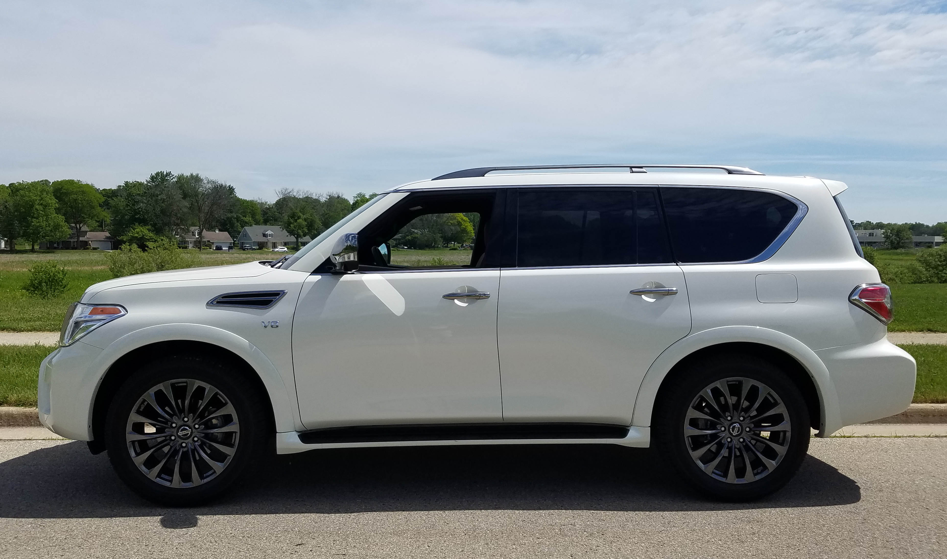 Nissan Armada vs Cadillac Escalade Comparison DubiCars