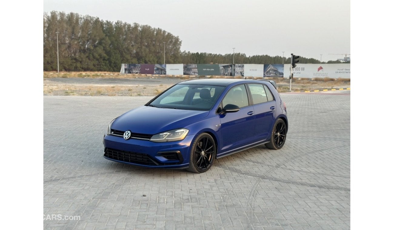 Volkswagen Golf MODEL 2018 GCC CAR VERY GOOD CONDITION FULL OPTION