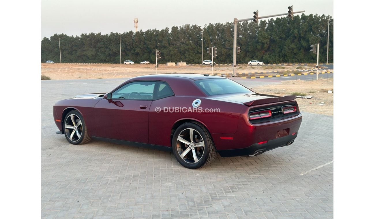 Dodge Challenger R/T 5.7L (370 HP) MODEL 2019 GCC CAR PERFECT CONDITION INSIDE AND OUTSIDE