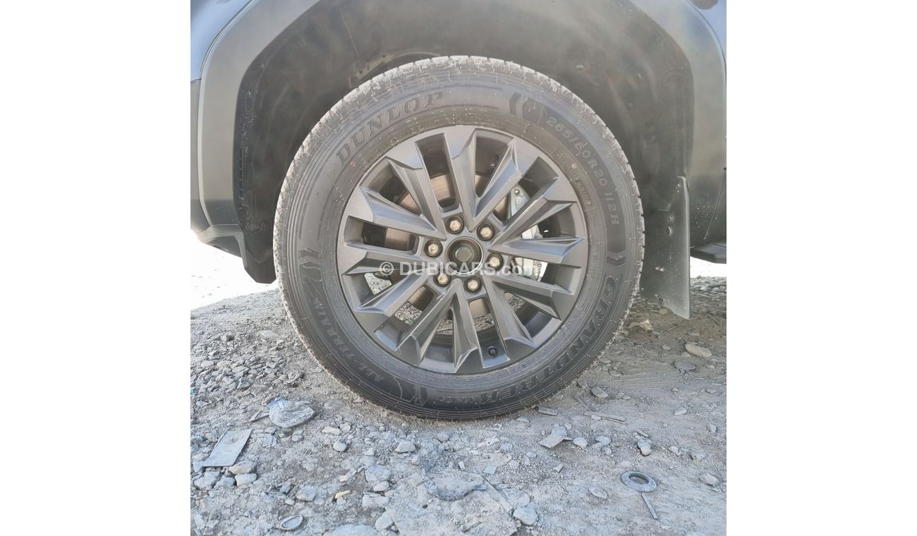 تويوتا برادو TOYOTA PRADO 2.8 DIESEL LUXURY FULLL OPTION