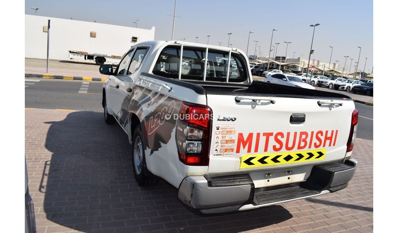 ميتسوبيشي L200 GL 2.4L (128 HP) Double Cab Utility Mitsubishi L200 D/C pick up 4x2, model:2020. Excellent condition