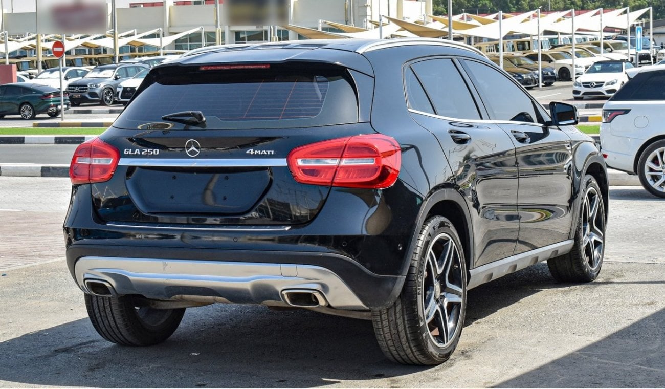 مرسيدس بنز GLA 250 4Matic