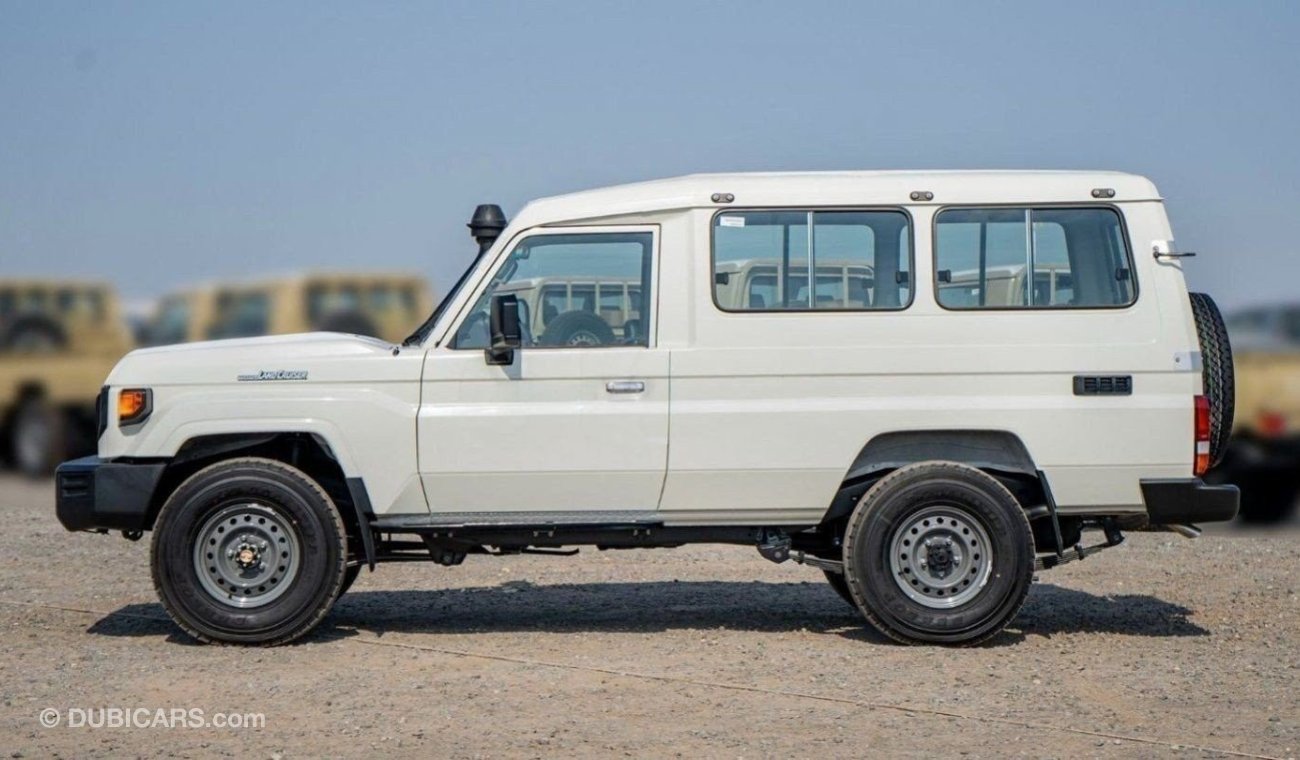 تويوتا لاند كروزر هارد توب TOYOTA LAND CRUISER 3 DOORS 4.2L DIESEL MY3024