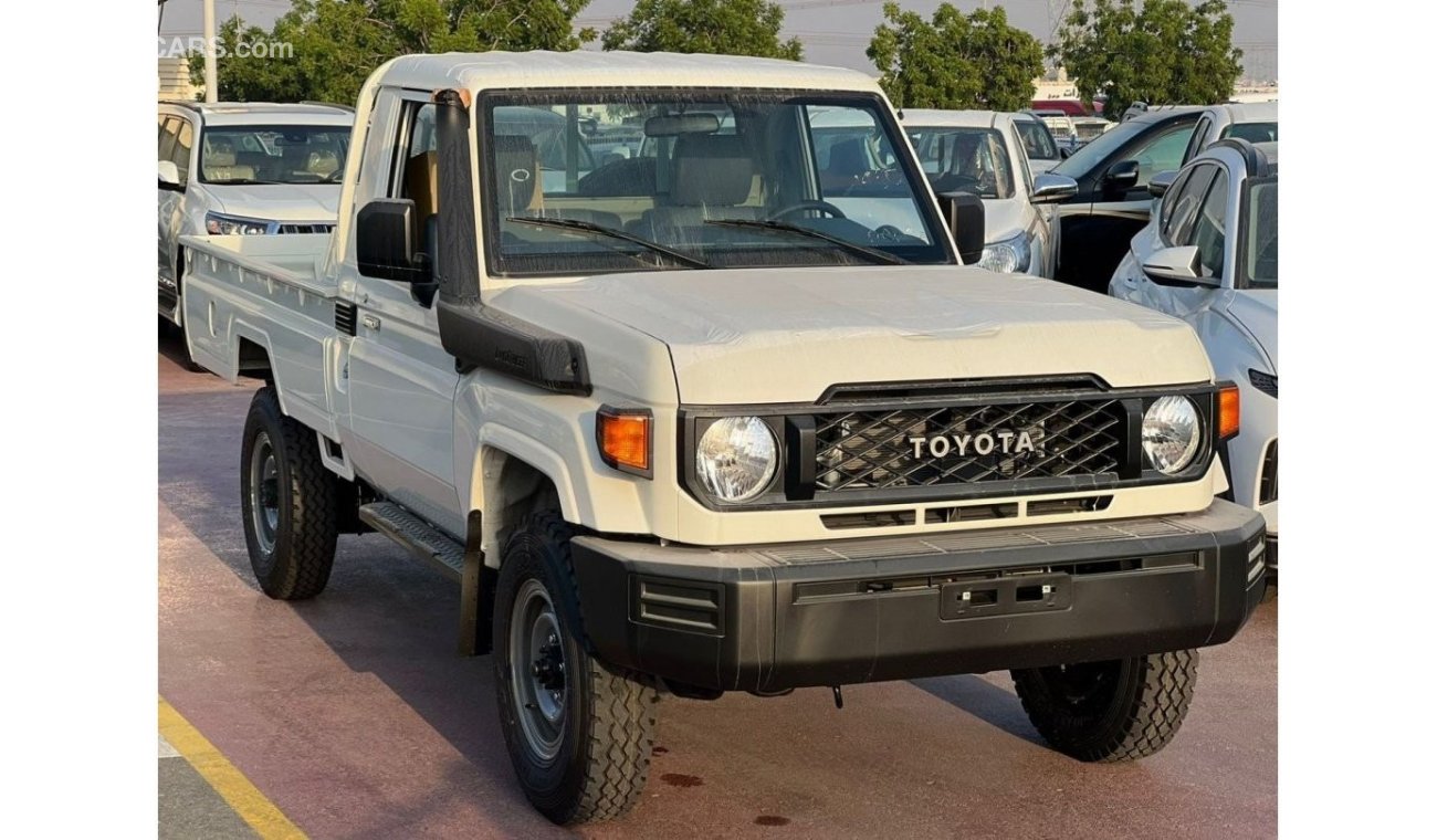 تويوتا لاند كروزر بيك آب Toyota LC SC 79 4.2L DSL MT V6 2024