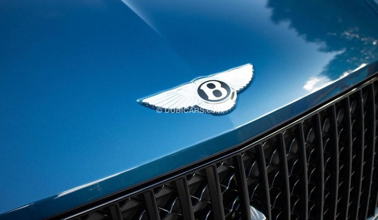 Bentley Bentayga V8 Azure Blackline Spec RIGHT HAND DRIVE